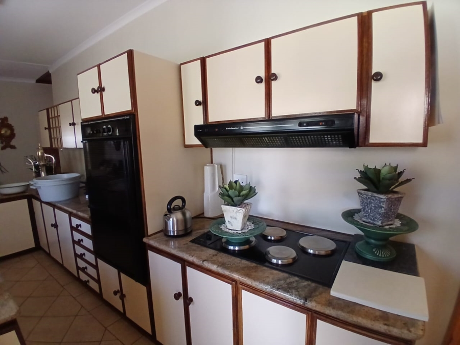4 Bedroom Property for Sale in Kuruman Northern Cape